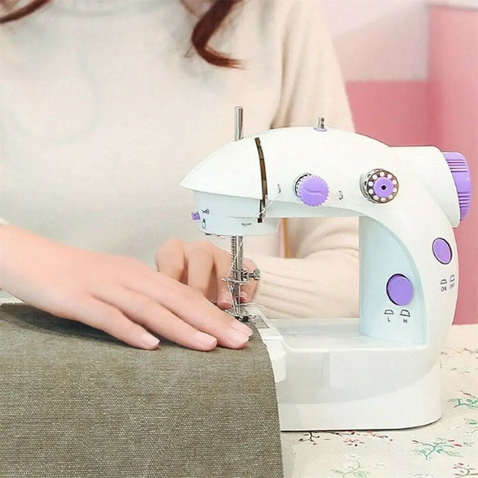 Harmari Portable Mini Sewing Machine – Handheld Electric Sewing Machine with Double Thread Speed – Lightweight & Travel-Friendly – White